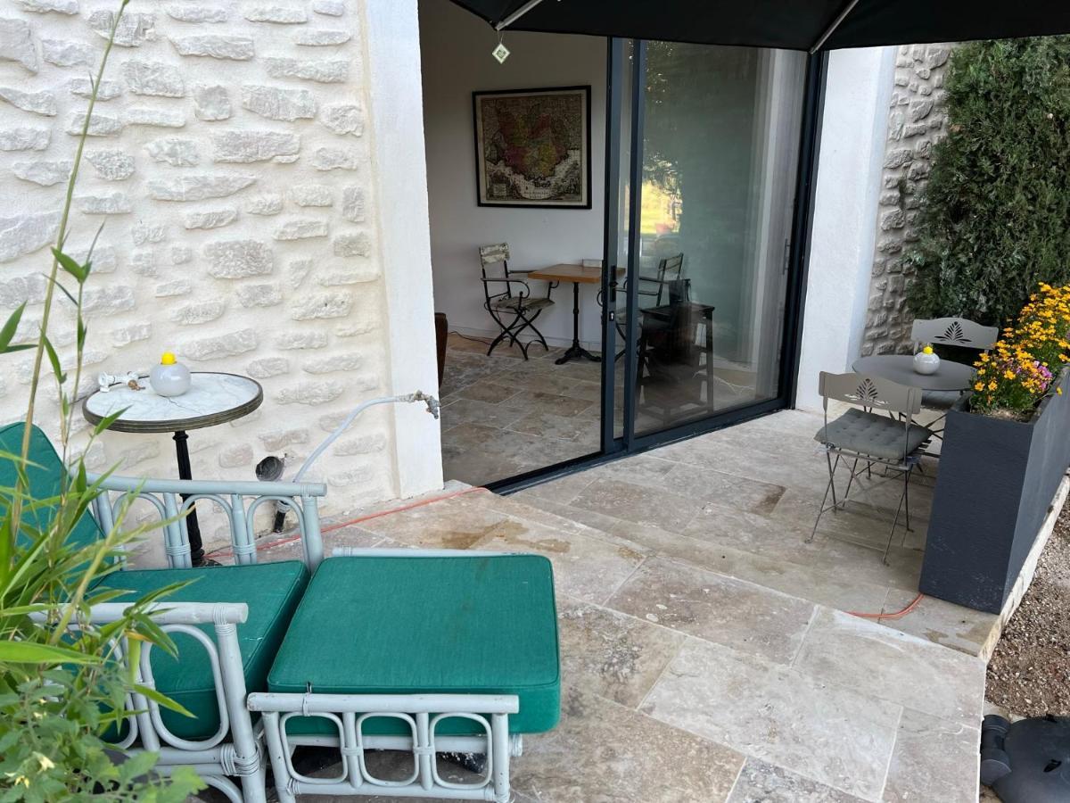 Hotel Terre Luberon Pertuis Zewnętrze zdjęcie
