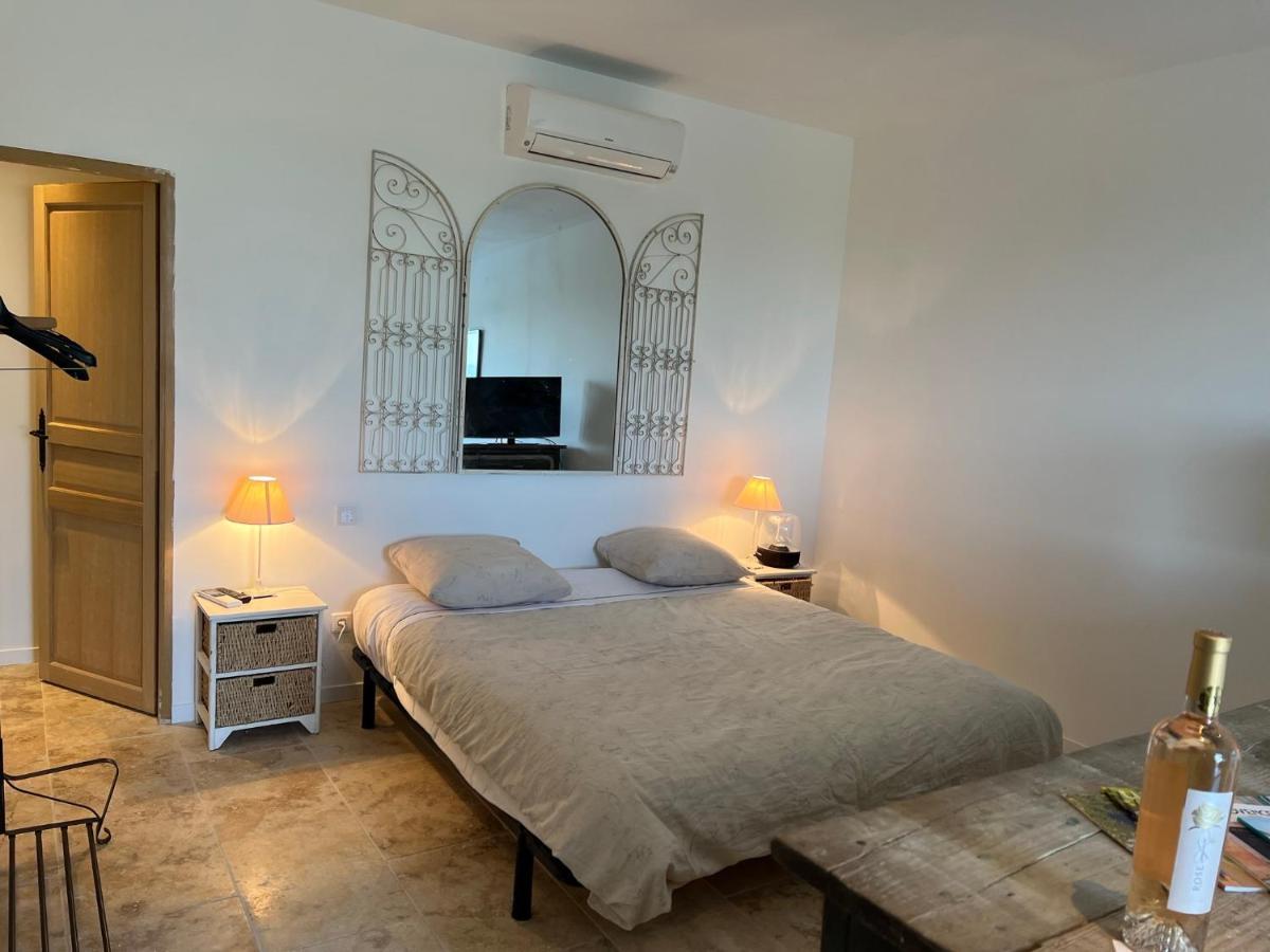 Hotel Terre Luberon Pertuis Zewnętrze zdjęcie