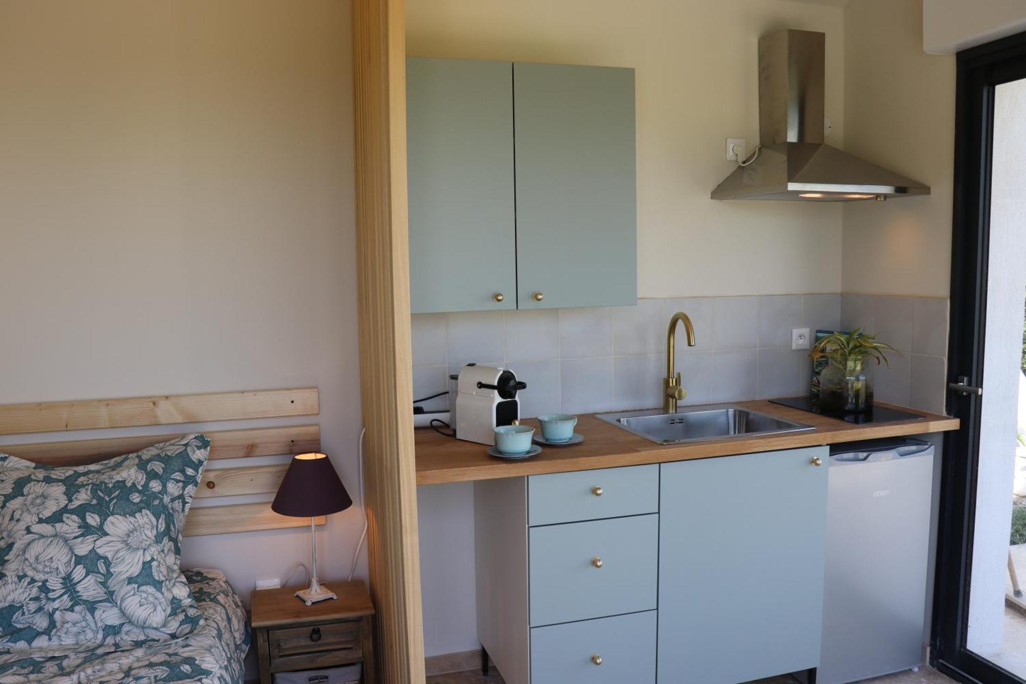 Hotel Terre Luberon Pertuis Zewnętrze zdjęcie